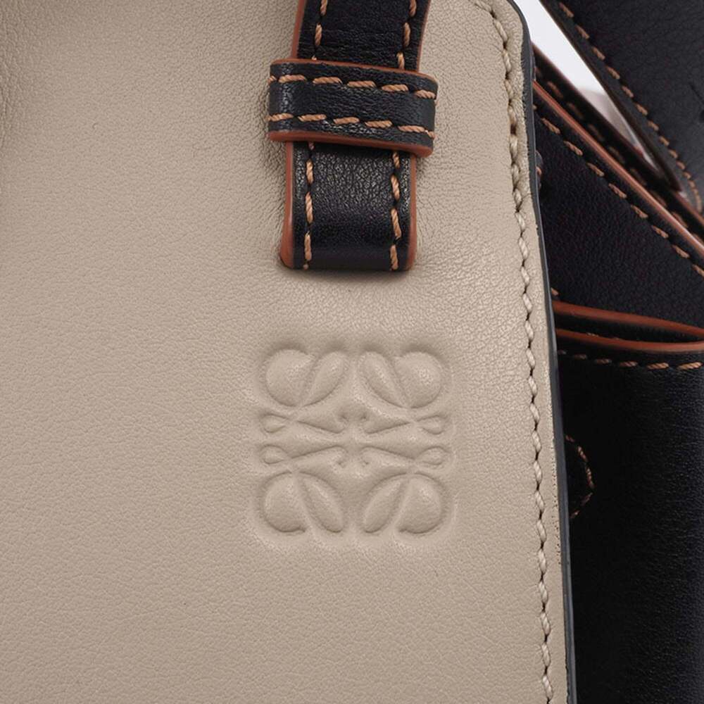 Loewe Hammock Drawstring Handbag Shoulder Bag 2wa… - image 6